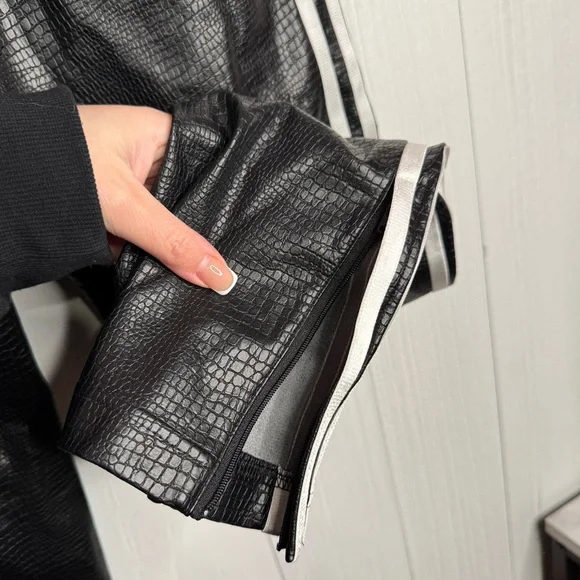 Adidas Originals Faux Leather premium luxe track pants snake python - Picture 5 of 10